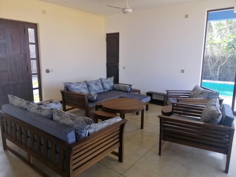 Nayan'S Paradise Beach Villa Puttalam Exterior foto